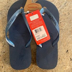 Women’s Havaianas size 8